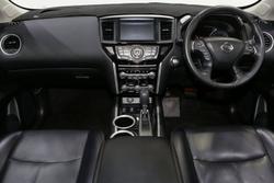 2019 Nissan
Pathfinder ST-L