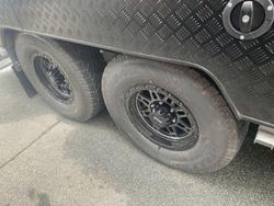 2025 Supreme 2000_R_K1e1_T Classic Tourer 20'