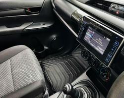 2016 Toyota Hilux Workmate TGN121R 4x2 Glacier White