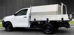 2016 Toyota Hilux Workmate TGN121R 4x2 Glacier White