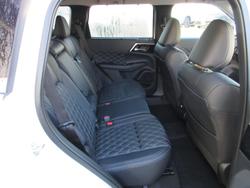 2025 Mitsubishi Outlander PHEV Exceed