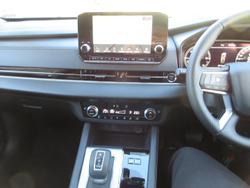 2025 Mitsubishi Outlander PHEV Exceed