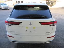 2025 Mitsubishi Outlander PHEV Exceed