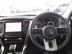 2025 Mitsubishi
Pajero Sport GLS