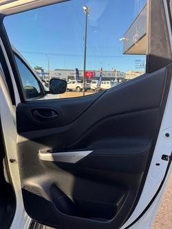 2023 Nissan Navara SL D23 MY23 4X4 Dual Range White Pearl