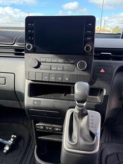 2023 Hyundai STARIA LOAD US4.V2 MY23 Creamy White