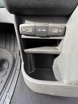 2023 Hyundai STARIA LOAD US4.V2 MY23 Creamy White