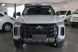 2025 LDV
D90 Executive
