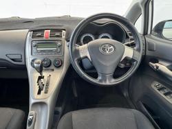2008 Toyota
Corolla Conquest
