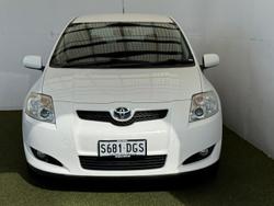 2008 Toyota
Corolla Conquest