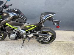 2017 Kawasaki ZR 900 GREY