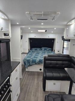 2020 JB Caravans 21'6 Dirt Road Xtreme Rd Cafe