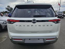 2023 Nissan Pathfinder Ti-L