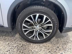 2016 Mitsubishi Outlander LS