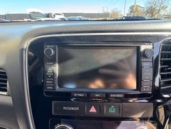 2016 Mitsubishi Outlander LS