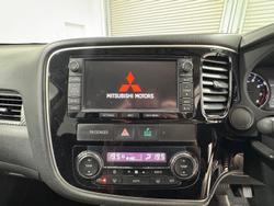 2016 Mitsubishi Outlander LS