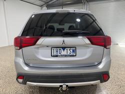 2016 Mitsubishi Outlander LS