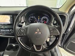 2016 Mitsubishi Outlander LS