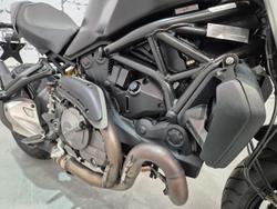 2019 Ducati Monster 821 Monster Black
