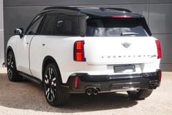 2025 MINI Countryman JCW Favoured