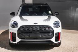 2025 MINI Countryman JCW Favoured