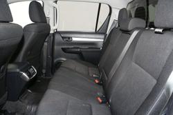 2020 Toyota Hilux SR5