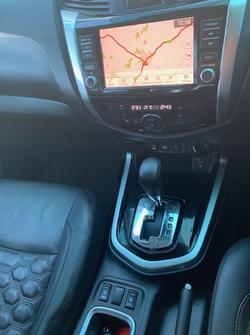 2022 NISSAN D23 ST-X NAVARA 4X4 2.3 DSL AUTO DC ST-X LN WHITE PEARL