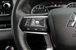 2023 Mitsubishi Outlander LS
