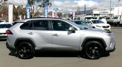 2021 Toyota
RAV4 Cruiser