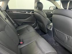 2015 Hyundai Genesis DH Marble White