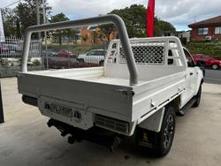 2021 Toyota
                Hilux SR