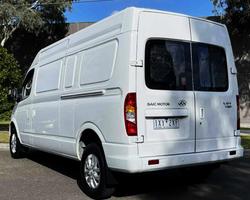 2023 LDV V80 Blanc White