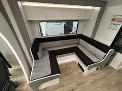 2025 Avan Ovation M10