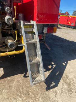 1994 Isuzu Fts700 Red