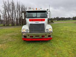 2011 Freightliner Century C(S/T)112
