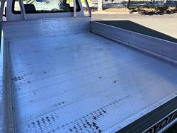 2009 Toyota Hilux Workmate TGN16R MY09 4x2 Glacier White