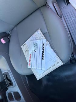 2009 Toyota Hilux Workmate TGN16R MY09 4x2 Glacier White