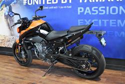 2022 Ktm 890 DUKE Orange
