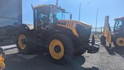 2023 JCB
8330 Fastrac Tractor