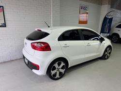 2016 Kia Rio S UB MY16 Clear White