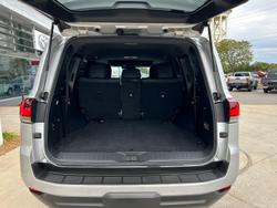2023 Toyota Landcruiser VX FJA300R 4X4 Dual Range Silver Pearl