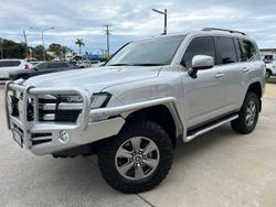 2023 Toyota Landcruiser VX FJA300R 4X4 Dual Range Silver Pearl
