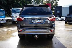 2017 Isuzu MU-X LS-T