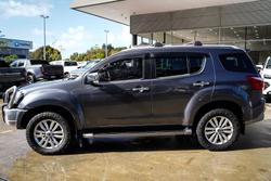 2017 Isuzu MU-X LS-T