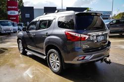 2017 Isuzu MU-X LS-T