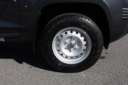 2025 Mitsubishi Triton GLX