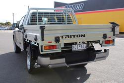 2025 Mitsubishi Triton GLX