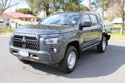 2025 Mitsubishi
Triton GLX