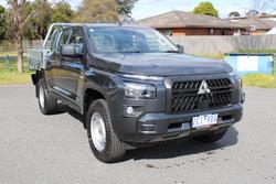 2025 Mitsubishi
Triton GLX