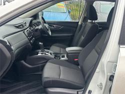 2022 NISSAN X-TRAIL ST (2WD)